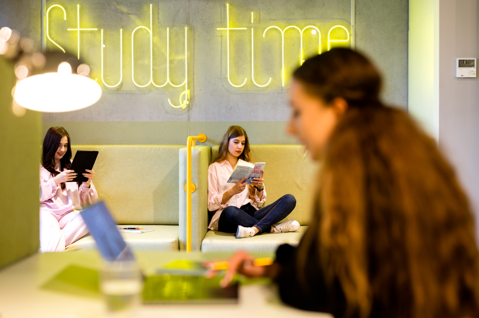 Image illustrating the news post `KPE secures PLN 770m refinancing for Student Depot portfolio`